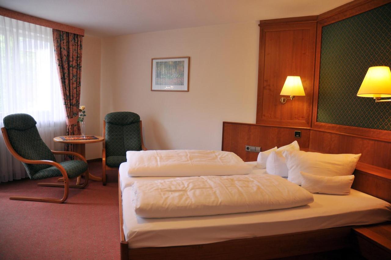 Hotel Ochsen Hoefen an der Enz Екстер'єр фото