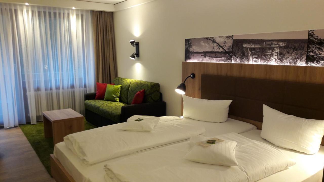 Hotel Ochsen Hoefen an der Enz Екстер'єр фото