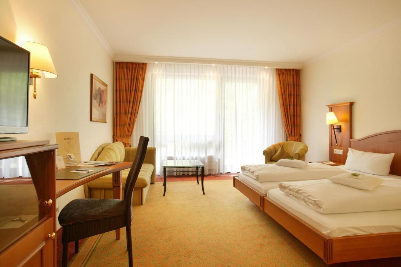 Hotel Ochsen Hoefen an der Enz Екстер'єр фото